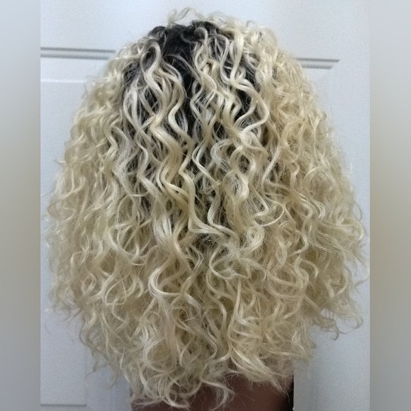 Wig - Picture 6 of 6